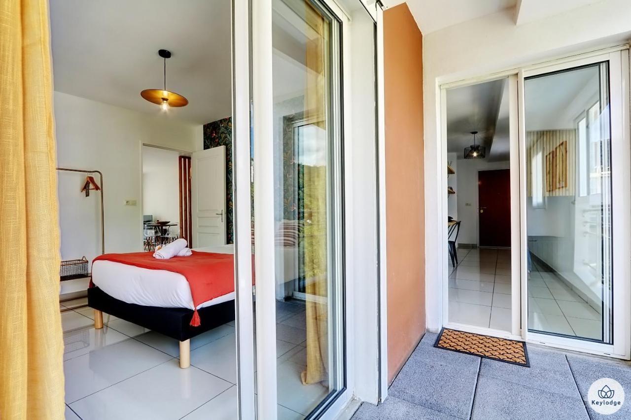 T2 - Iris, Classe 2 Etoiles - Balcon - Proche Centre De Сен-Дени Экстерьер фото